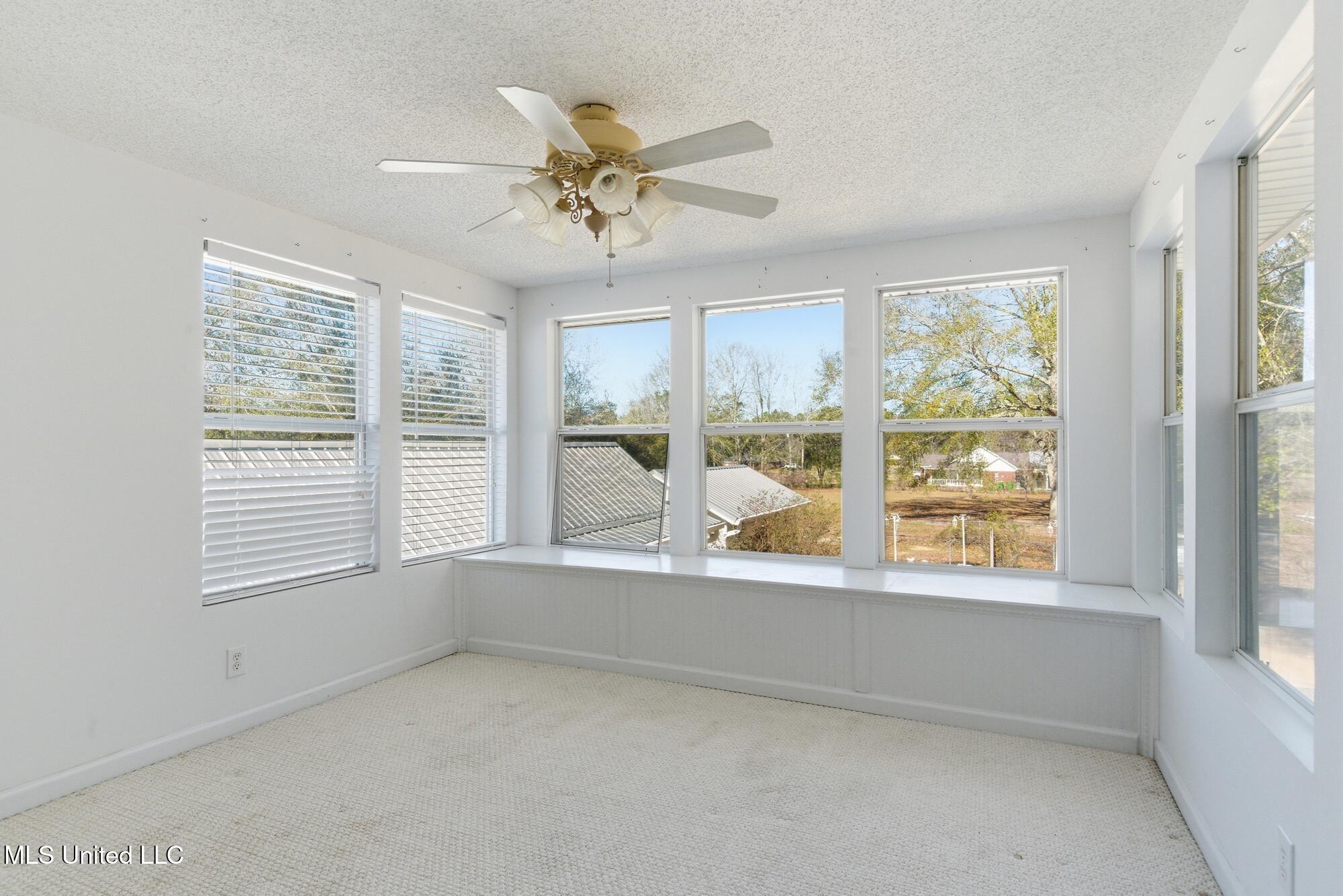 13600 Reservoir Road East Moss Point, MS 39562 - Photo 21 of 41 24_dsc02104