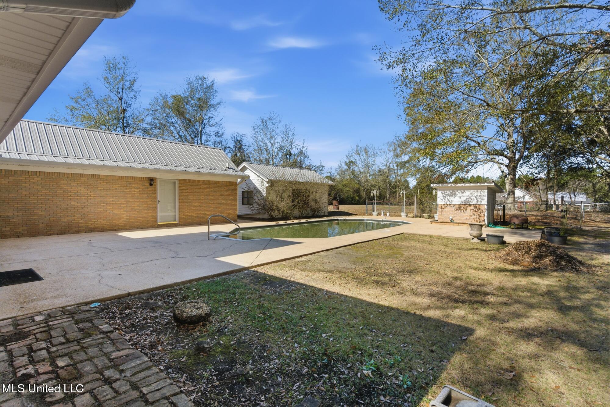 13600 Reservoir Road East Moss Point, MS 39562 - Photo 30 of 41 27_dsc02113