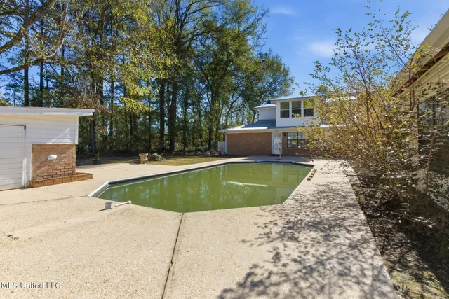 $355,000 | 13600 Reservoir Road East, Moss Point, MS 39562