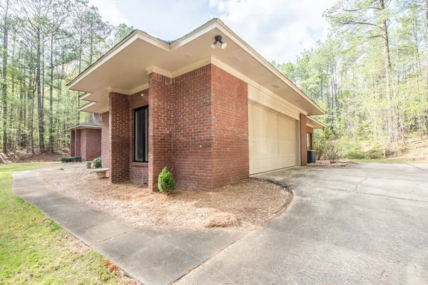 $535,500 | 17 Northwest Biggers Road, Columbus, GA 31904