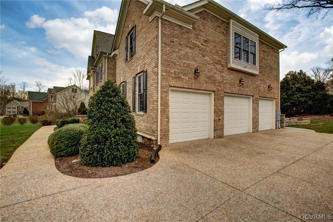 587 Raleigh Manor Road Henrico, VA 23229 - Photo 38 of 40 Gallery Image 38