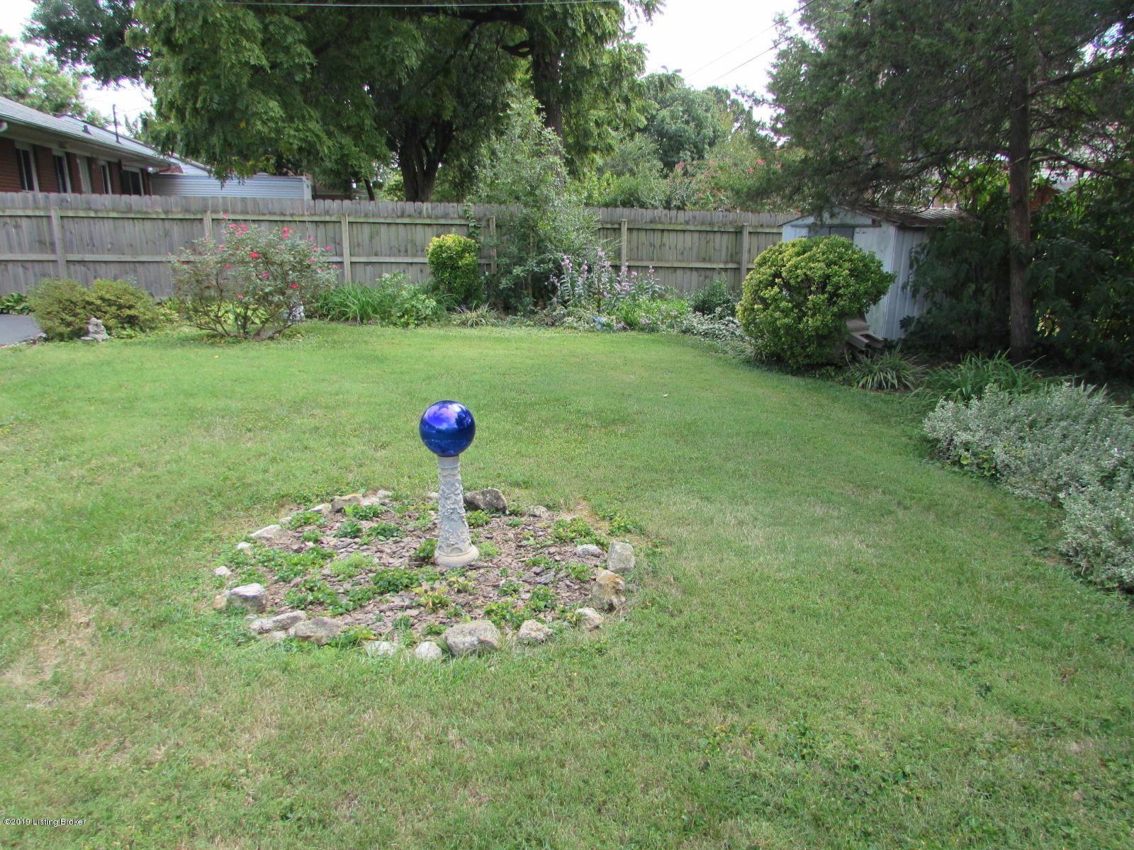 2925 Rio Rita Avenue Louisville, KY 40220 - Photo 22 of 23 Back yard