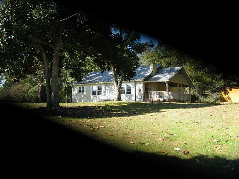 304 Claude Scott Road Canton, GA 30115 - Photo 1 of 1 Exterior Front.