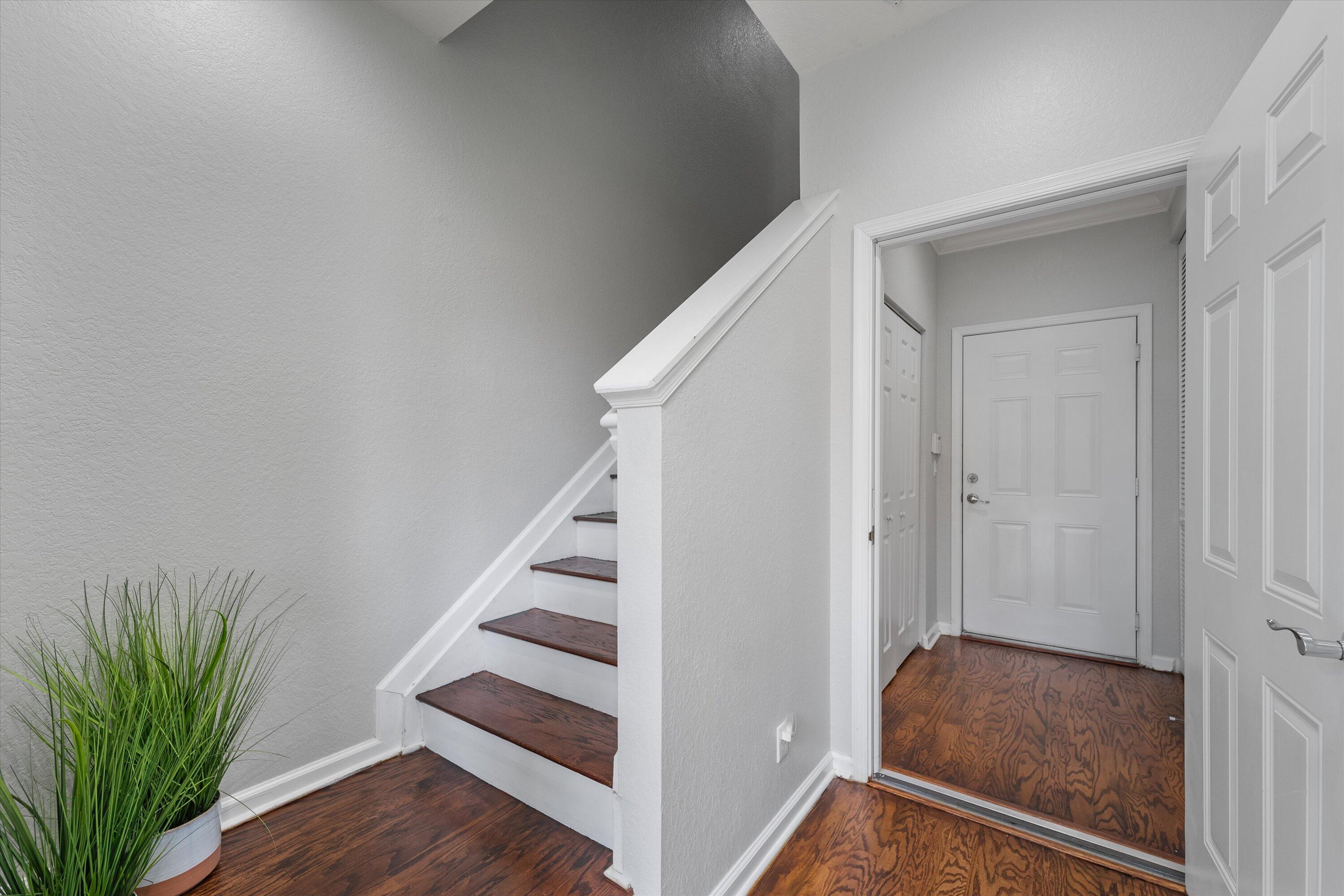 163 Greenwich Circle Jupiter, FL 33458 - Photo 2 of 35 04-DSC06425-Edit