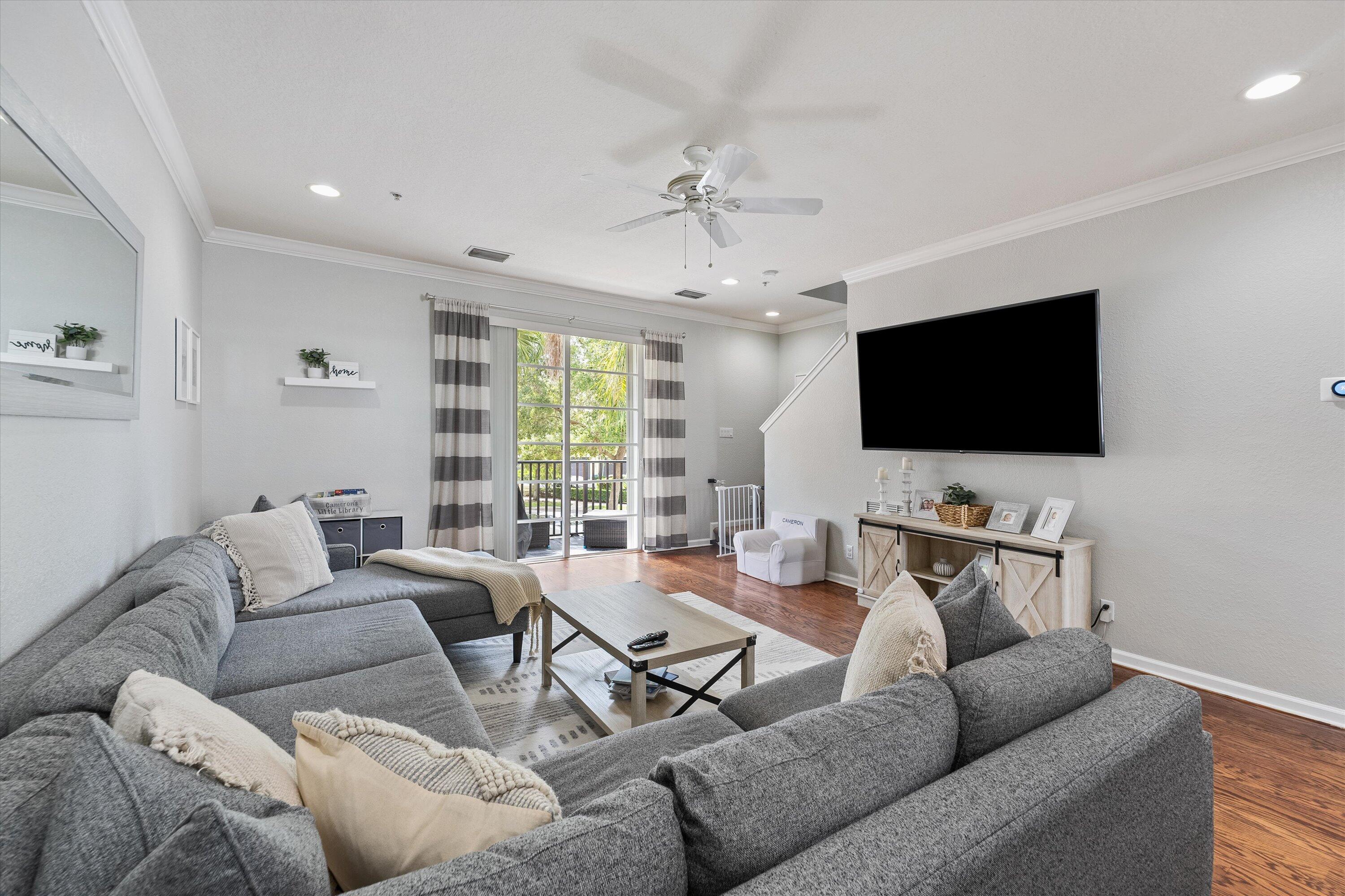 163 Greenwich Circle Jupiter, FL 33458 - Photo 7 of 35 06-DSC06338