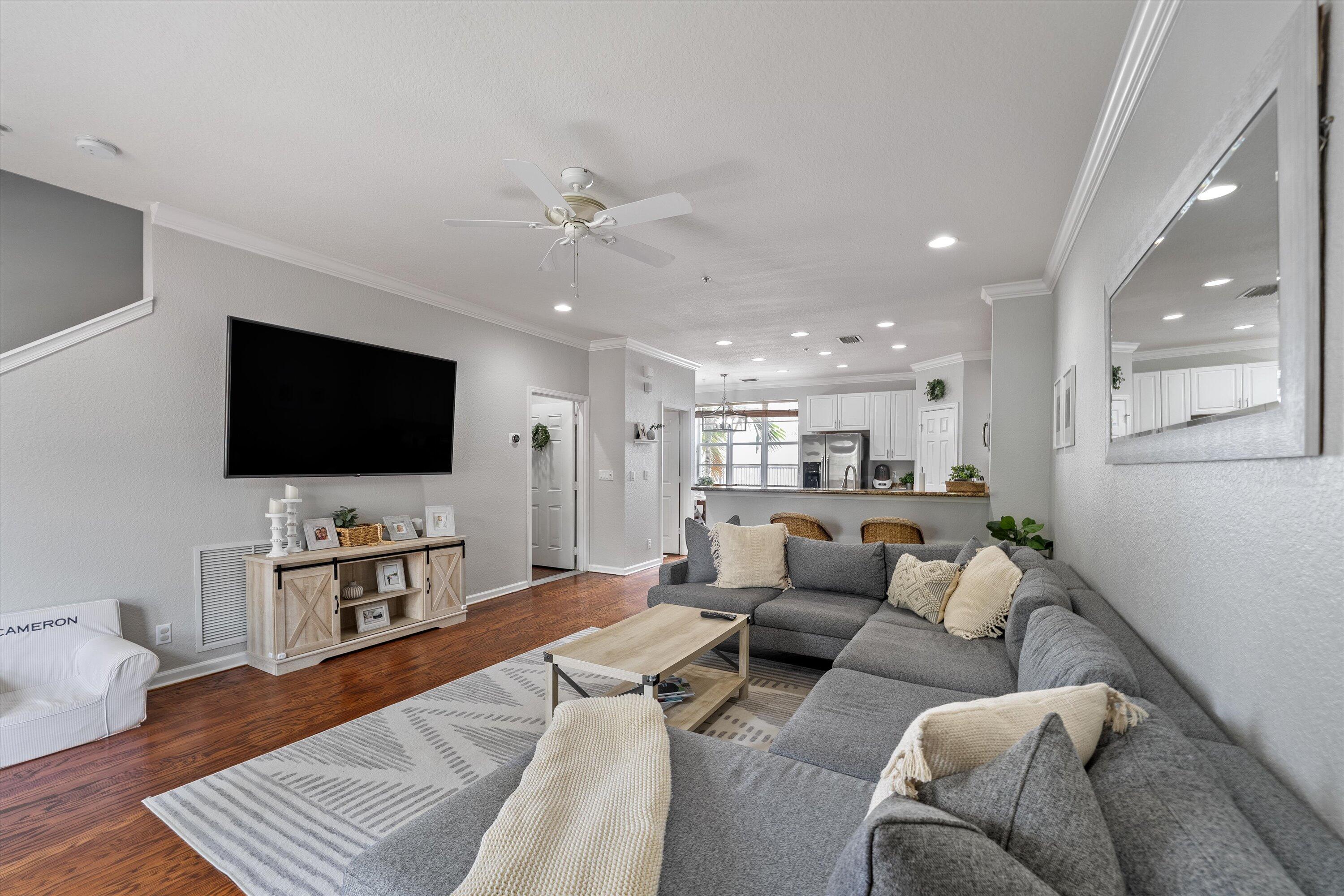 163 Greenwich Circle Jupiter, FL 33458 - Photo 9 of 35 08-DSC06350