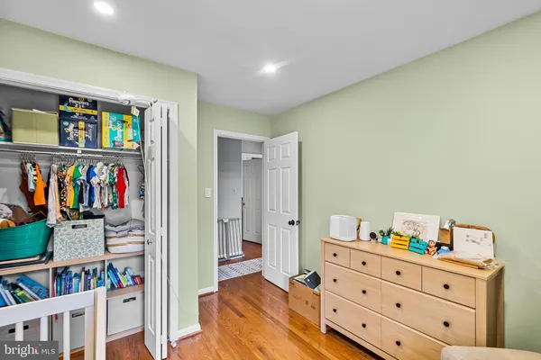 $675,000 | 7229 Olde Lantern Way, Springfield, VA 22152