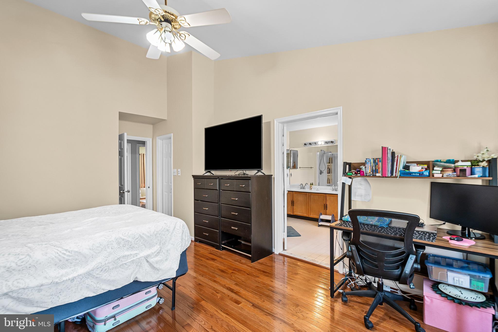 7229 Olde Lantern Way Springfield, VA 22152 - Photo 17 of 20