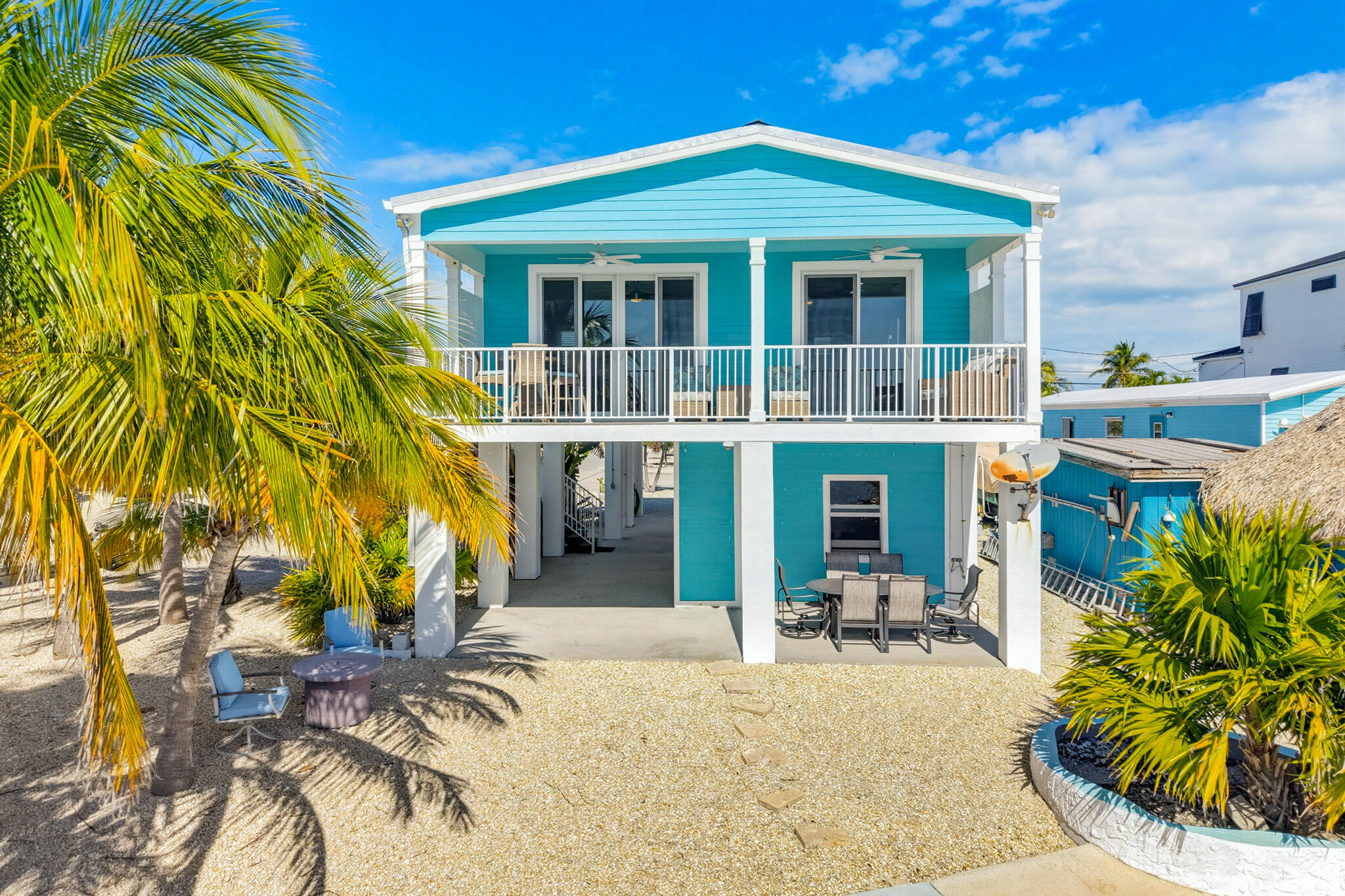 183 Star Lane Key West, FL 33040 - Photo 8 of 70 a view of a house with a patio