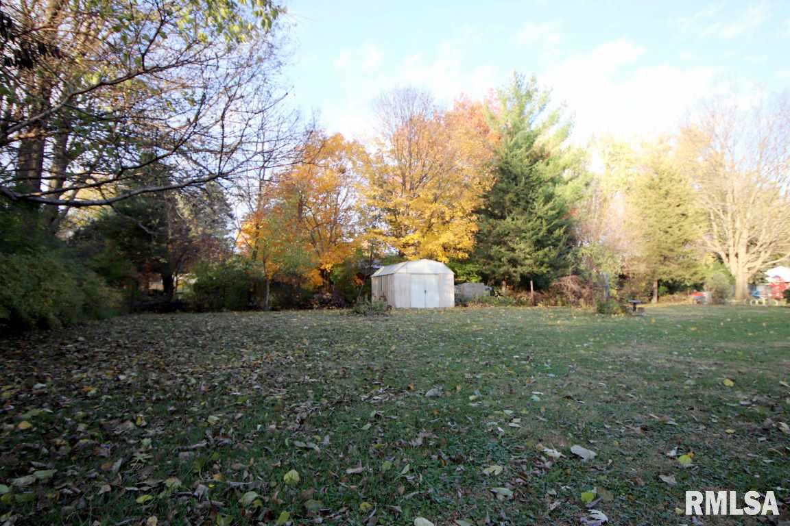 1901 Sheridan Road Pekin, IL 61554 - Photo 23 of 26 Gallery Image 23