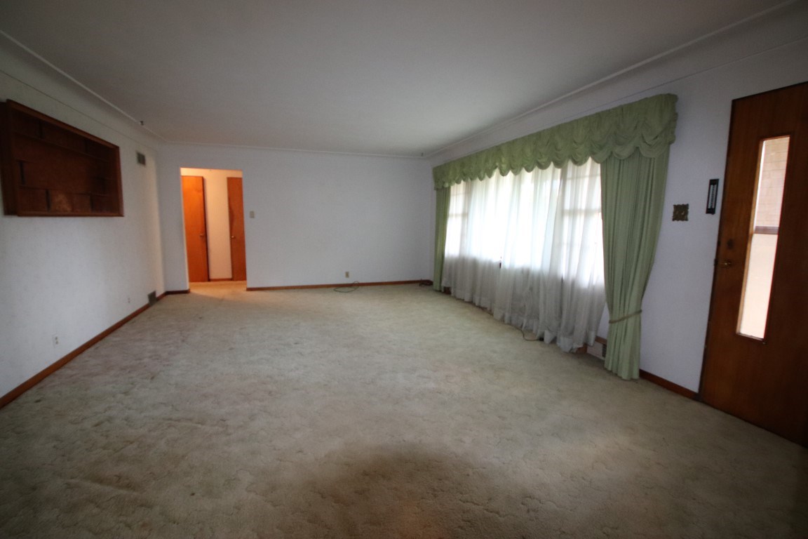 1901 Sheridan Road Pekin, IL 61554 - Photo 5 of 26 Gallery Image 5
