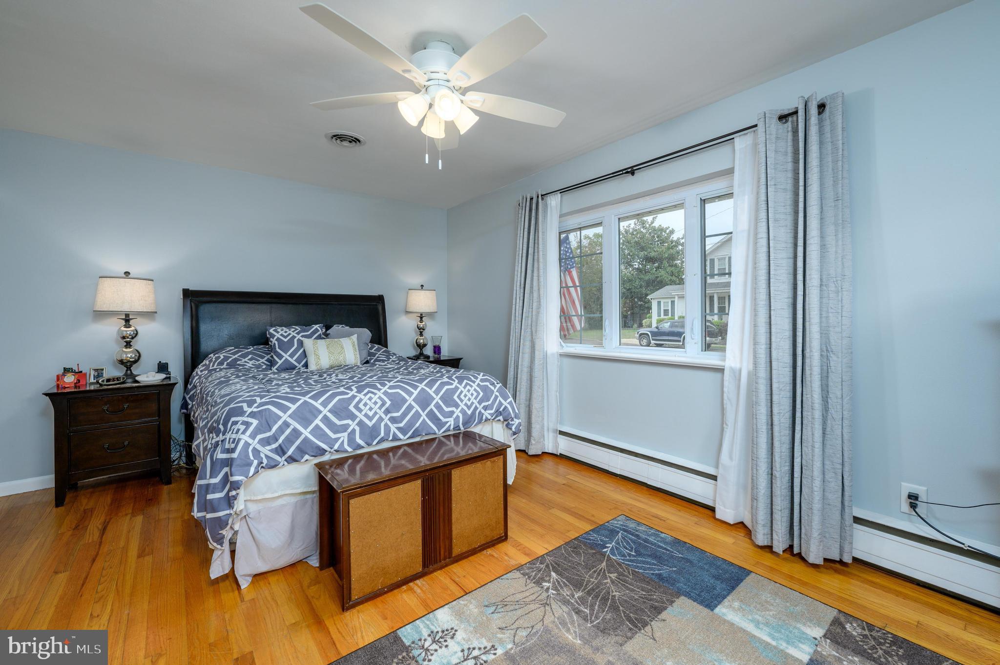 300 Grant Street Riverside, NJ 08075 - Photo 11 of 35 Main Bedroom with New Ceiling Fan & Light