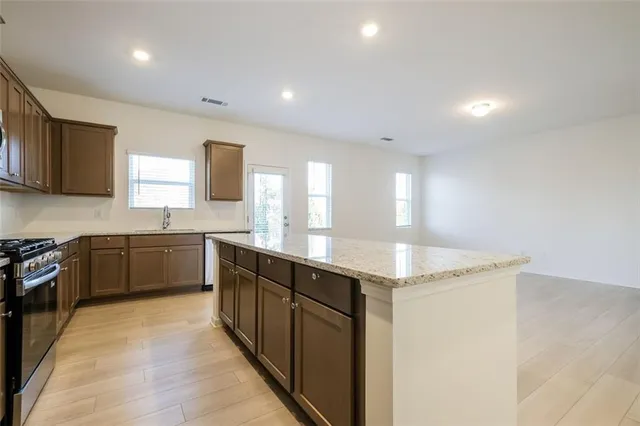 $2,100 | 131 Shelter Lane East, Dawsonville, GA 30534