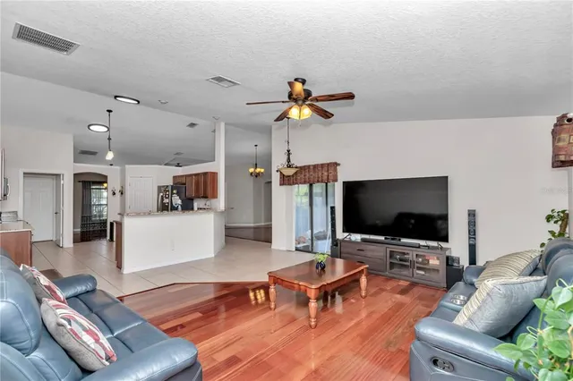 $545,000 | 4037 Southeast 40th Street, Ocala, FL 34480