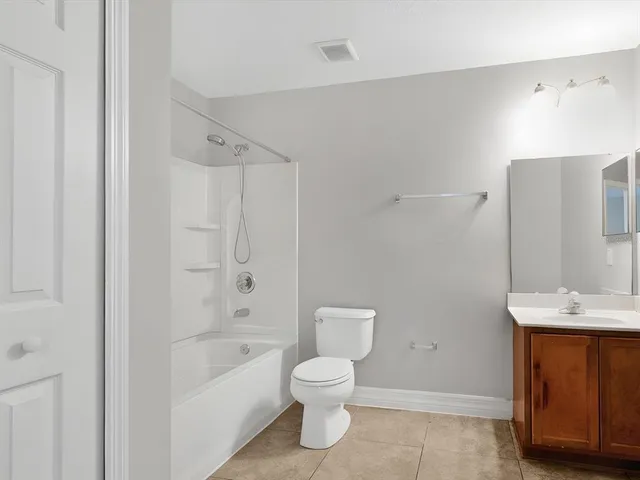 $2,675 | 2274 Geneva Drive, Lakeland, FL 33805