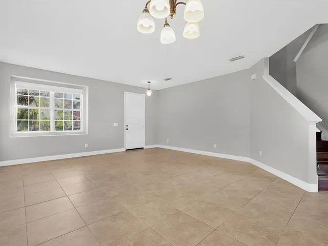 $2,675 | 2274 Geneva Drive, Lakeland, FL 33805