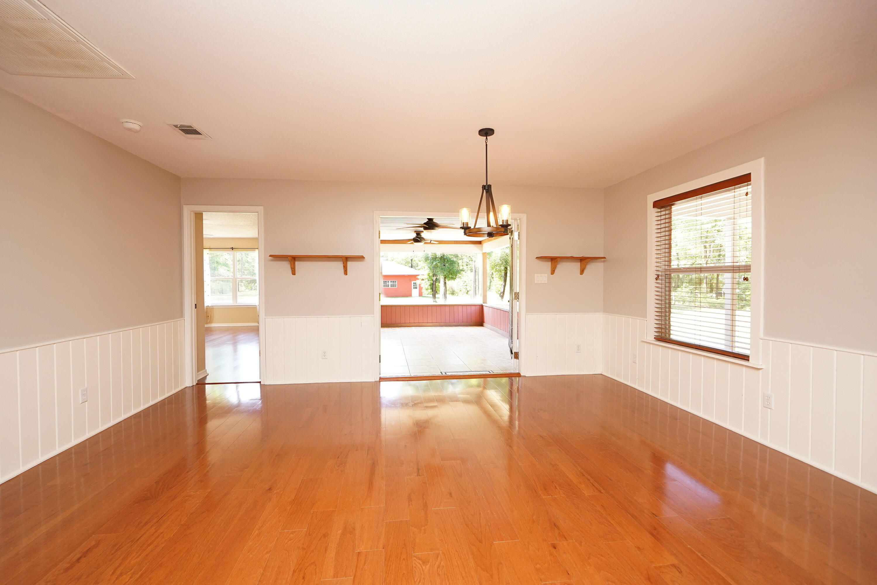 1116 Country Living Road Baker, FL 32531 - Photo 16 of 59 1116CountryLivKNook2