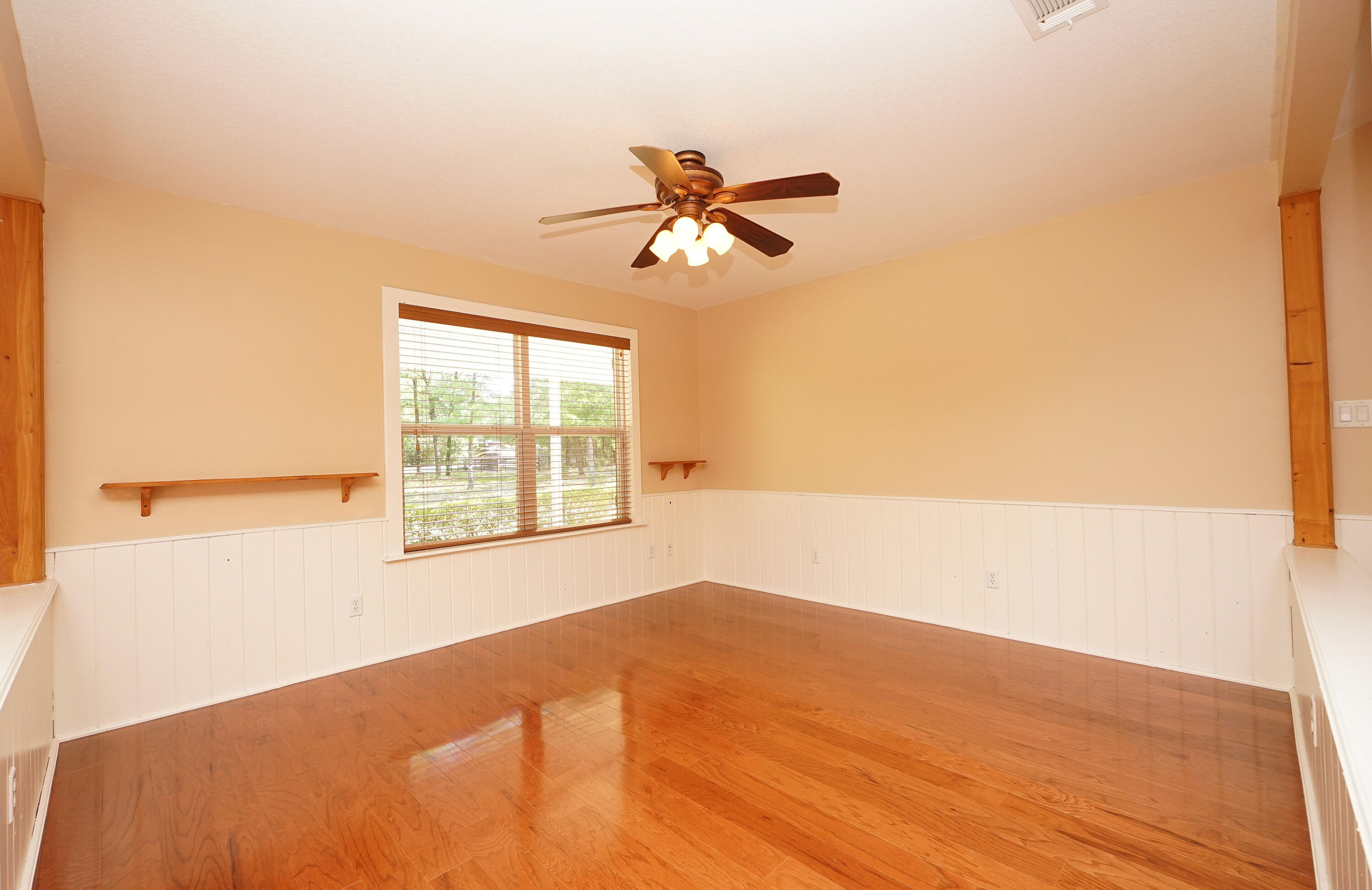 1116 Country Living Road Baker, FL 32531 - Photo 17 of 59 1116CountryLivLDin