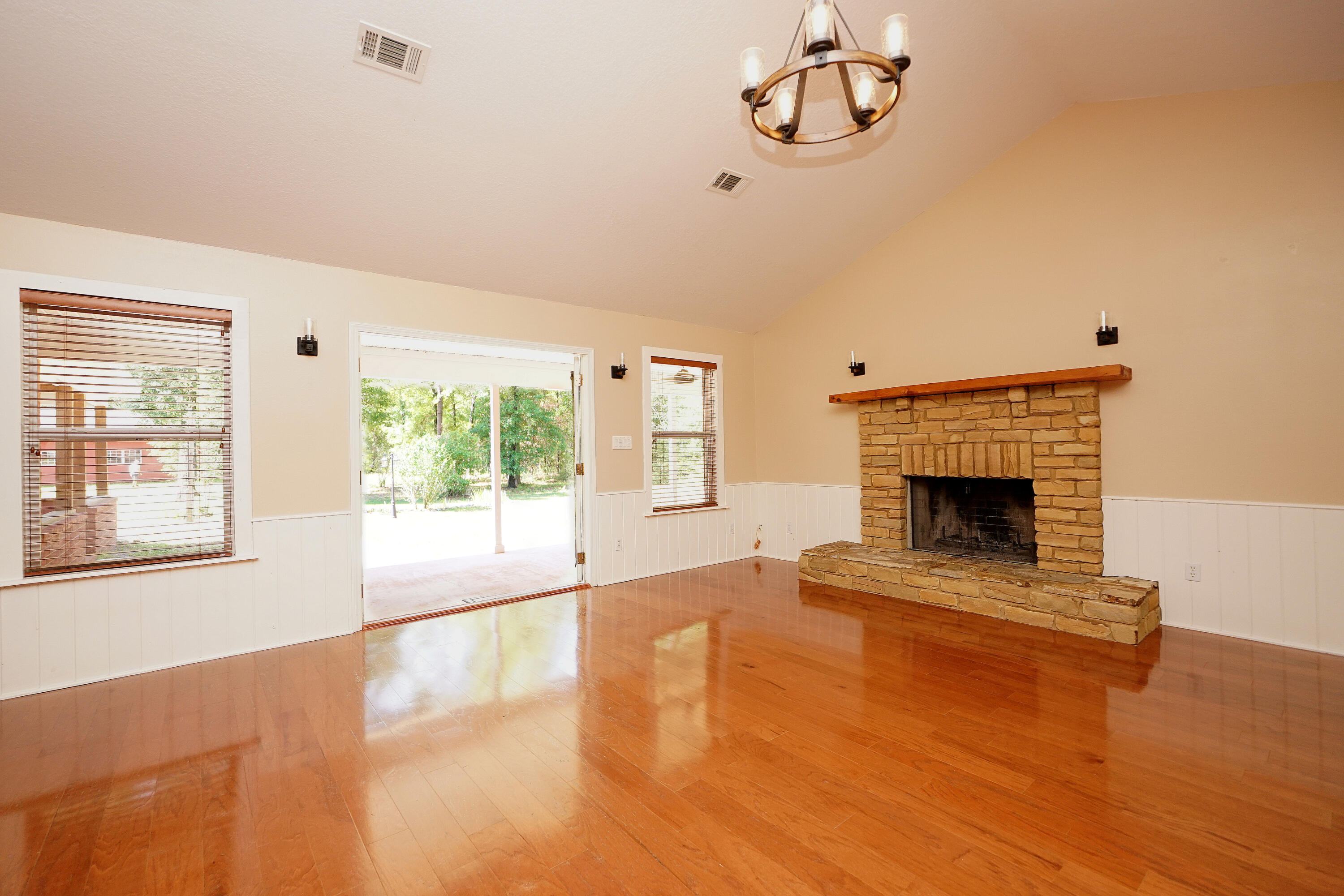 1116 Country Living Road Baker, FL 32531 - Photo 22 of 59 1116CountryLivLiving7