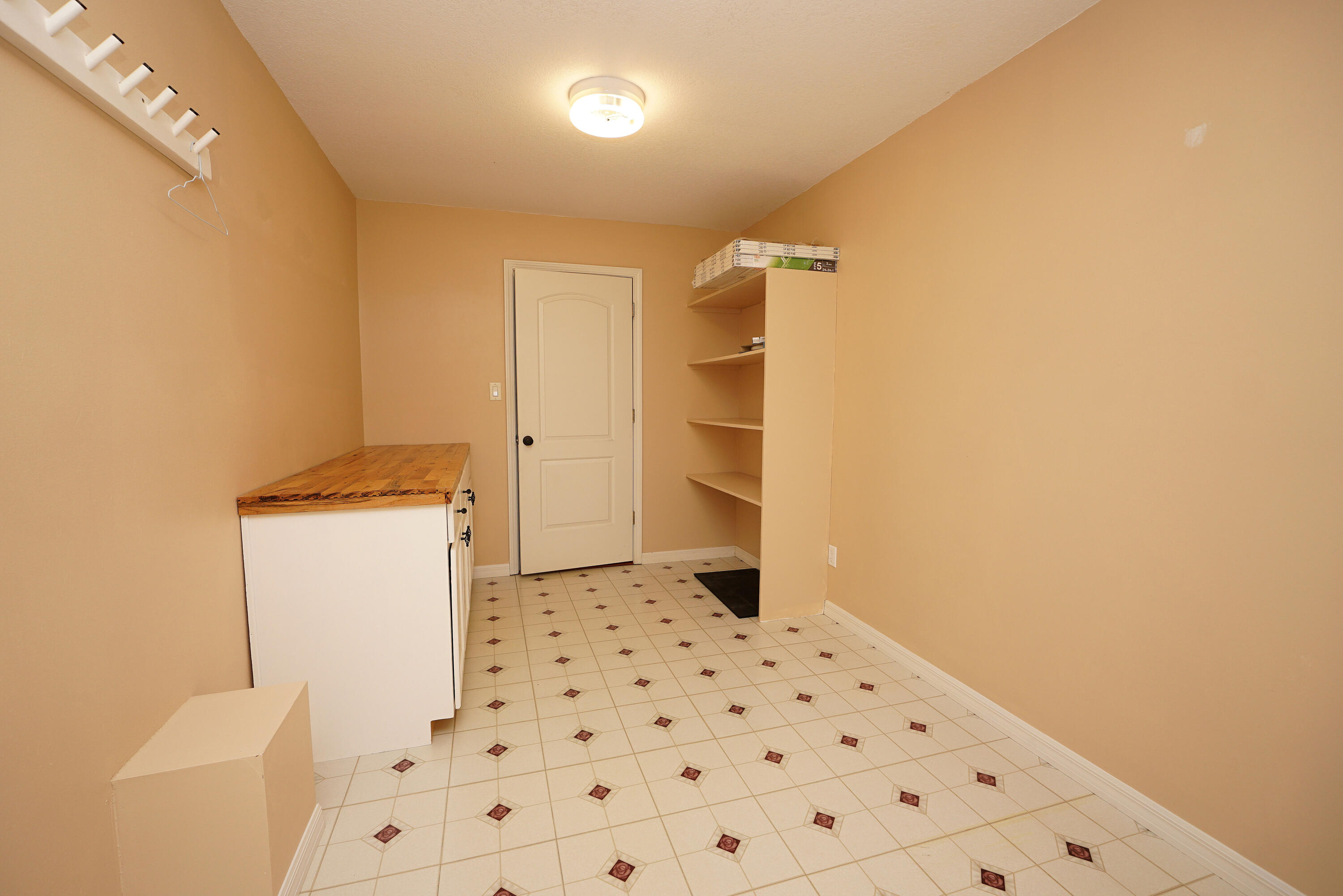 1116 Country Living Road Baker, FL 32531 - Photo 38 of 59 1116CountryLivVLaundry1