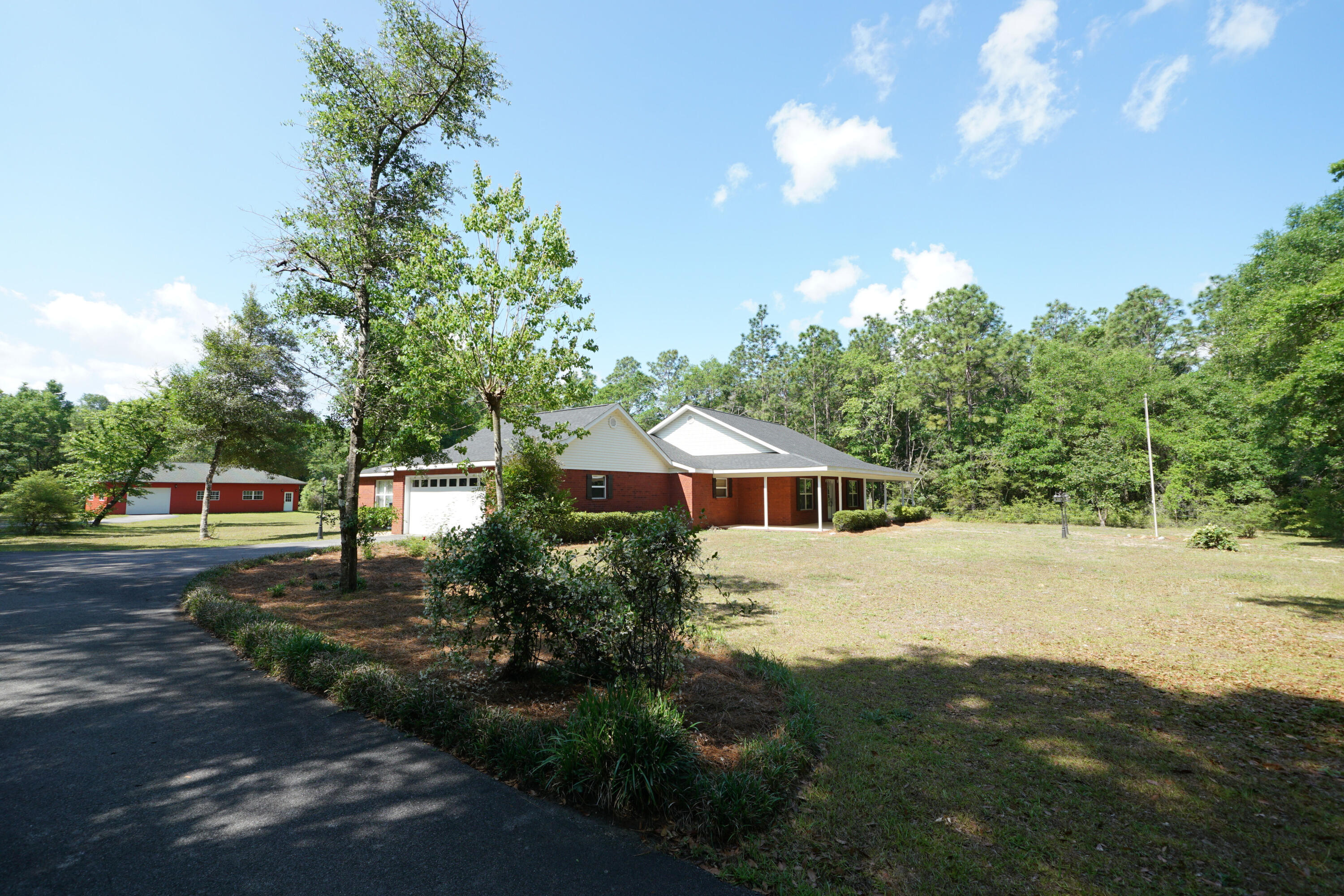 1116 Country Living Road Baker, FL 32531 - Photo 6 of 59 1116CountryLivFrt2
