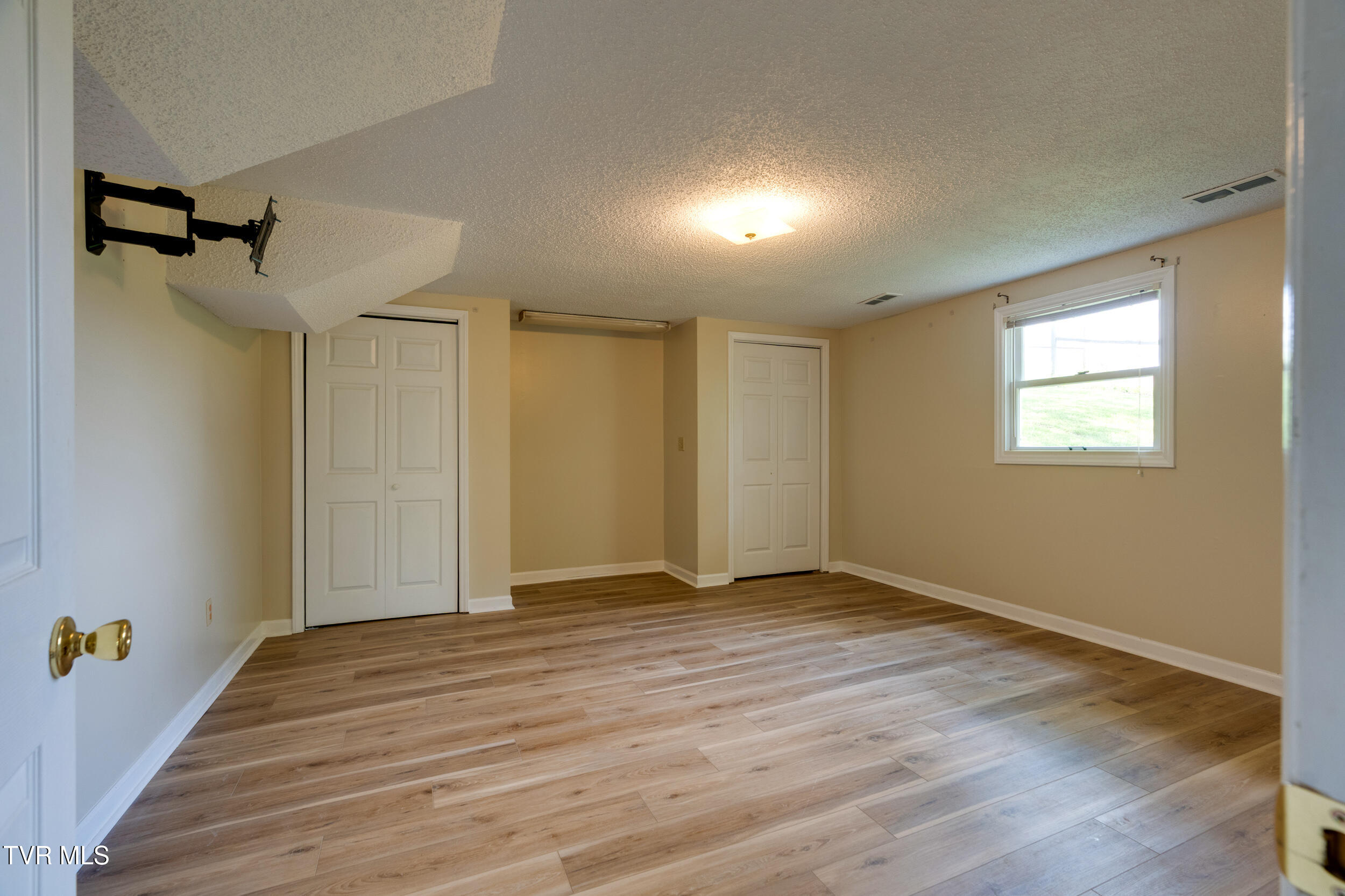 208 Buffalo Road Bluff City, TN 37618 - Photo 14 of 90 014