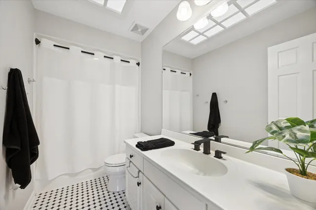 $1,499,000 | 245 Meadowbrook Lane, Hinsdale, IL 60521