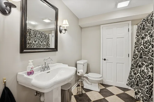 $1,499,000 | 245 Meadowbrook Lane, Hinsdale, IL 60521