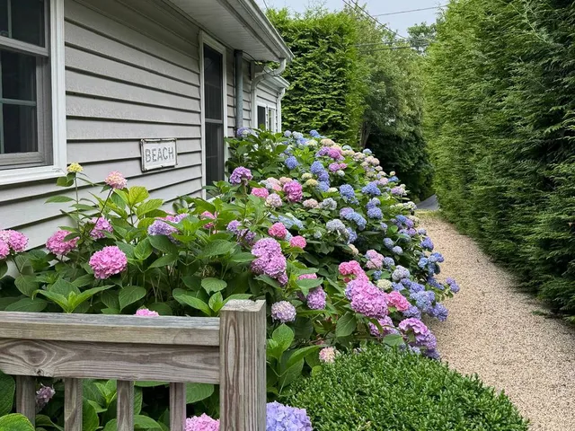 $25,000 | 77 Hillcrest Avenue, Southampton, NY 11968