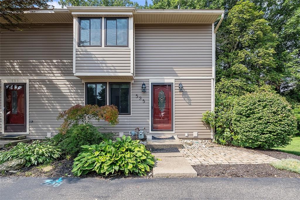 535 Hunters Path Road Bridgeville, PA 15017 - Photo 1 of 25 Gallery Image 1
