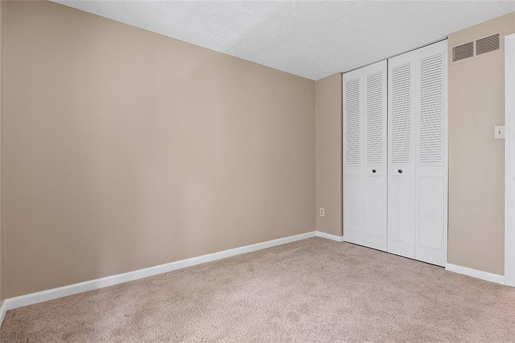 535 Hunters Path Road Bridgeville, PA 15017 - Photo 15 of 25 Gallery Image 15