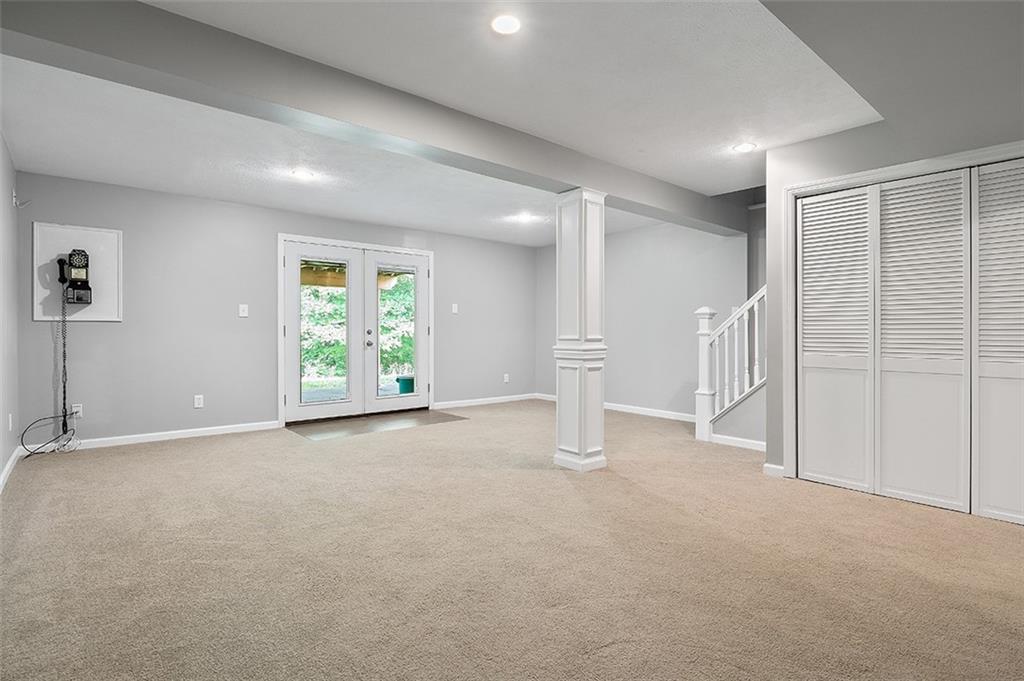 535 Hunters Path Road Bridgeville, PA 15017 - Photo 17 of 25 Gallery Image 17