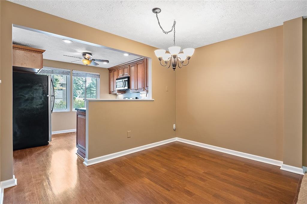 535 Hunters Path Road Bridgeville, PA 15017 - Photo 6 of 25 Gallery Image 6