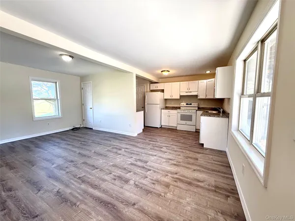 $2,600 | 176 Myrtle Avenue, Unit A, Mahopac, NY 10541