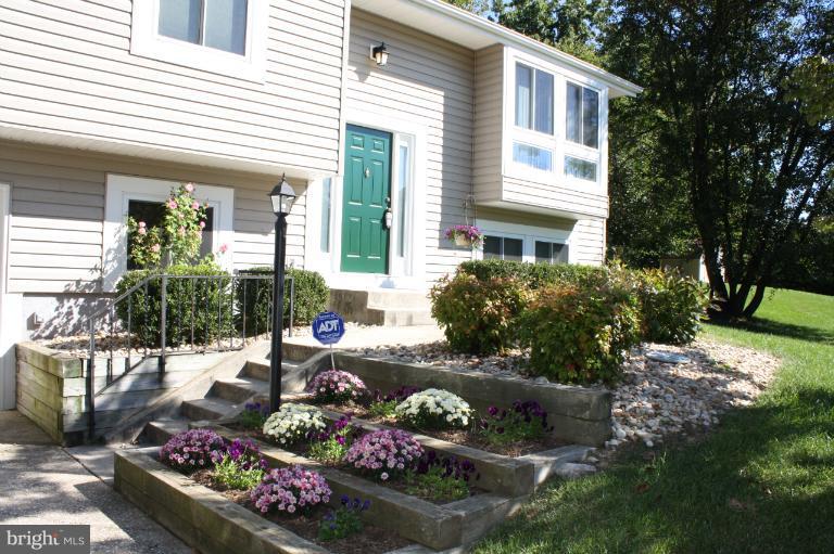 6730 Pyramid Way Columbia, MD 21044 - Photo 22 of 30 Exterior (Front)