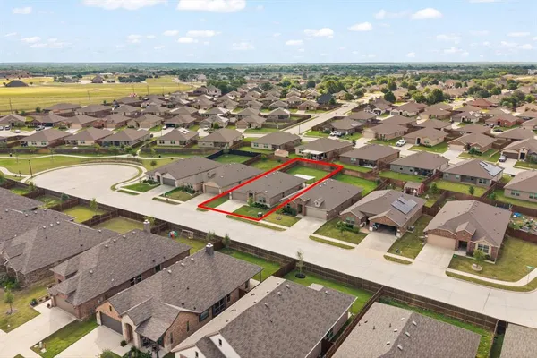 $285,000 | 806 Peighton Court, Cleburne, TX 76033