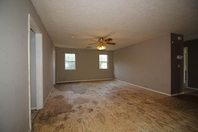 1270 W Road Clarksville, TN 37040 - Photo 8 of 25 a view of empty room