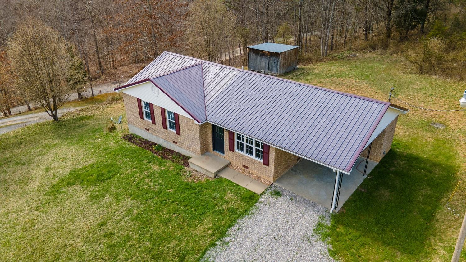 270 Roy Cox Road Manchester, KY 40962 - Photo 6 of 59 Photo 6