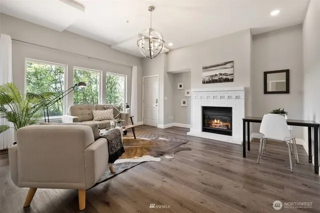 $2,100 | 33023 Pacific Place, Unit B, Black Diamond, WA 98010