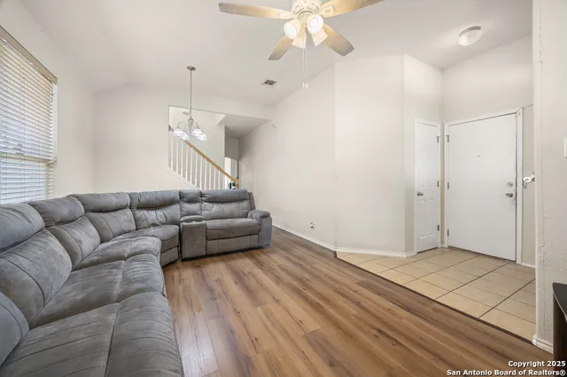 $1,800 | 5704 Mahogany Bay, Schertz, TX 78108