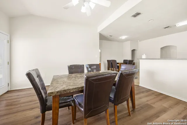 $1,800 | 5704 Mahogany Bay, Schertz, TX 78108