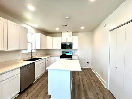 $255,000 | 2809 Live Oak Drive, Terrytown, LA 70056