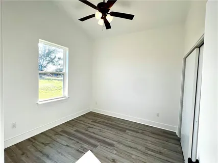 $255,000 | 2809 Live Oak Drive, Gretna, LA 70056