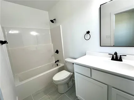 $255,000 | 2809 Live Oak Drive, Gretna, LA 70056