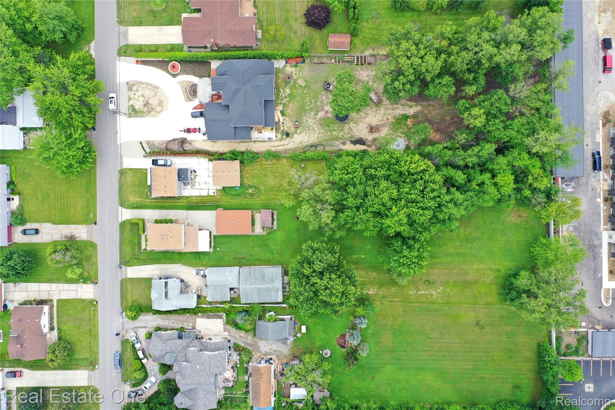 2100 Orpington Road Troy, MI 48083 - Photo 30 of 31 30.jpeg