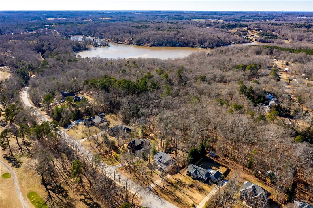 508 Lakeside Drive Anderson, SC 29621 - Photo 1 of 30 Gallery Image 1