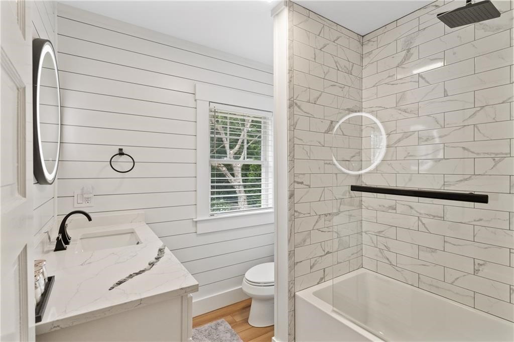 23 Pell Street Newport, RI 02840 - Photo 17 of 25
