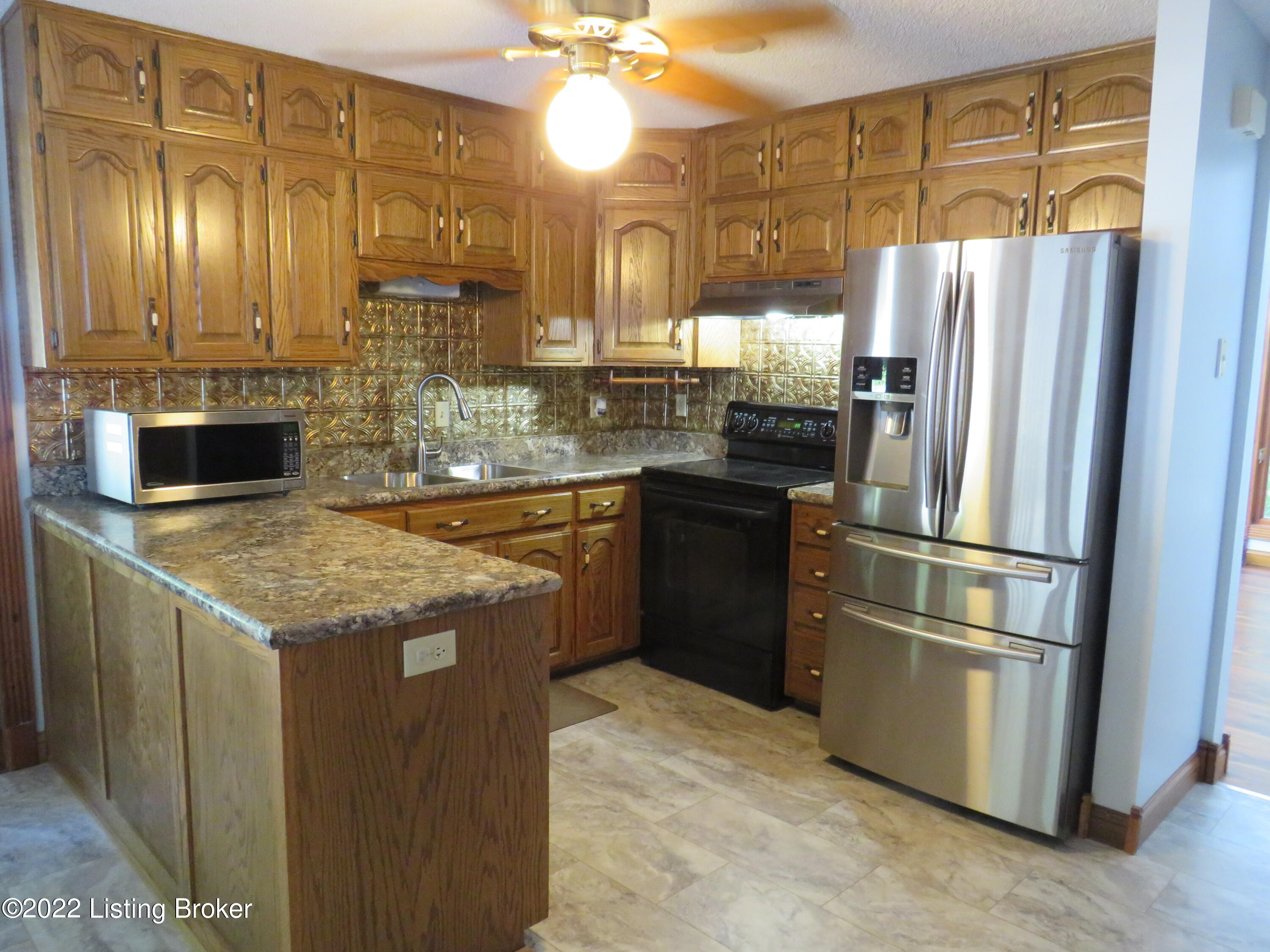 1582 Barnes Road Bardstown, KY 40004 - Photo 39 of 40 IMG_0943