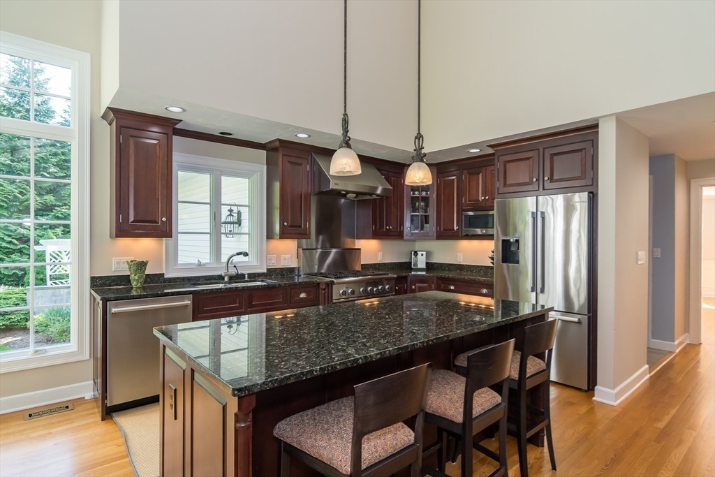 397 Far Reach Road Westwood, MA 02090 - Photo 11 of 42 Gallery Image 11