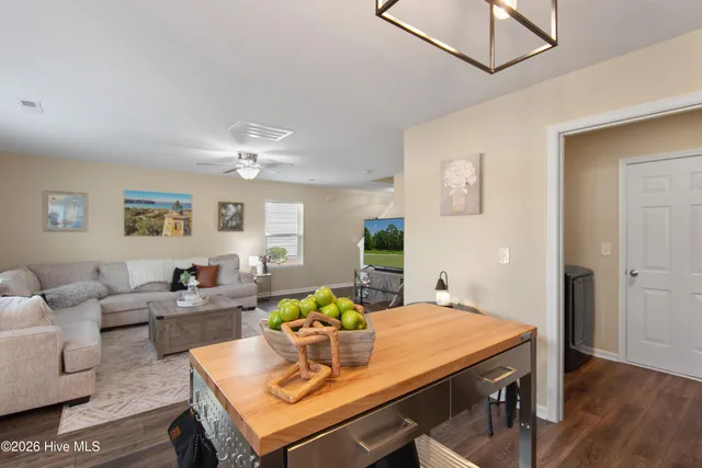 $325,000 | 1491 Round Ridge Road Southeast, Bolivia, NC 28422